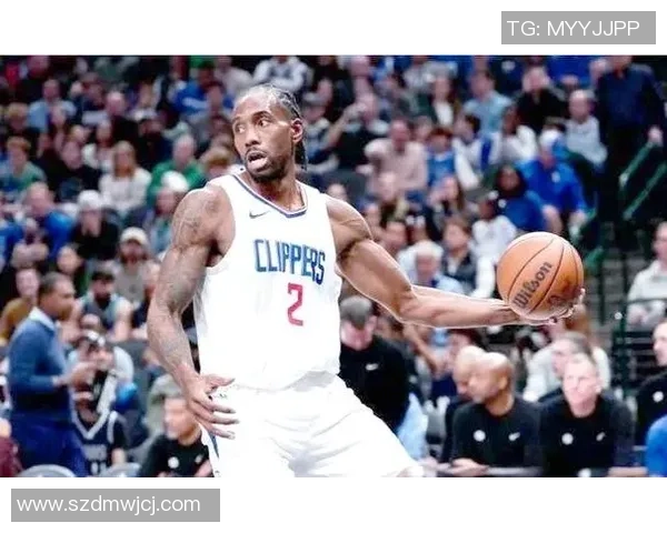 马刺与快船季后赛第六场激战回顾与精彩瞬间分析